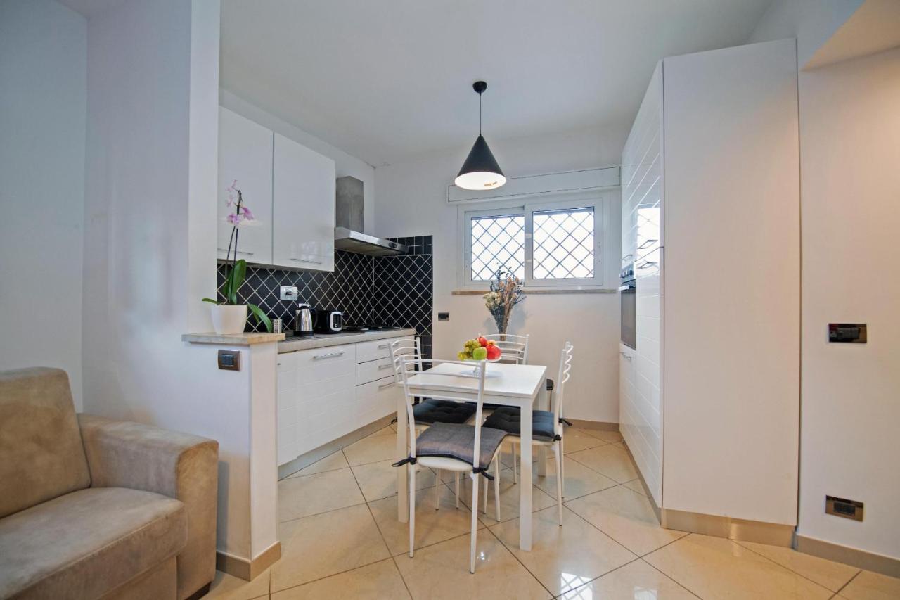 B&Bea Sweet Home Aurelia โรม ภายนอก รูปภาพ
